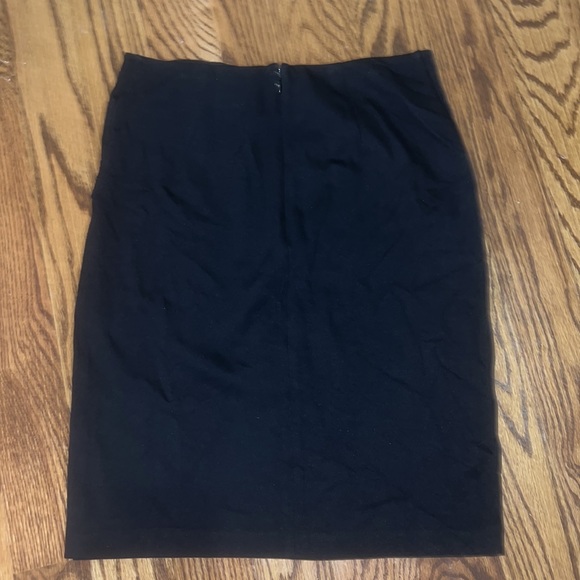 Cabi 3099 Black Overlay Pencil Skirt Size 6 - Picture 4 of 8